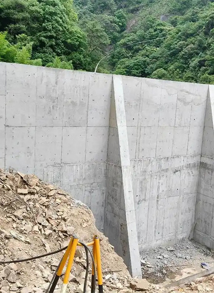 济南历下区重力式挡土墙
